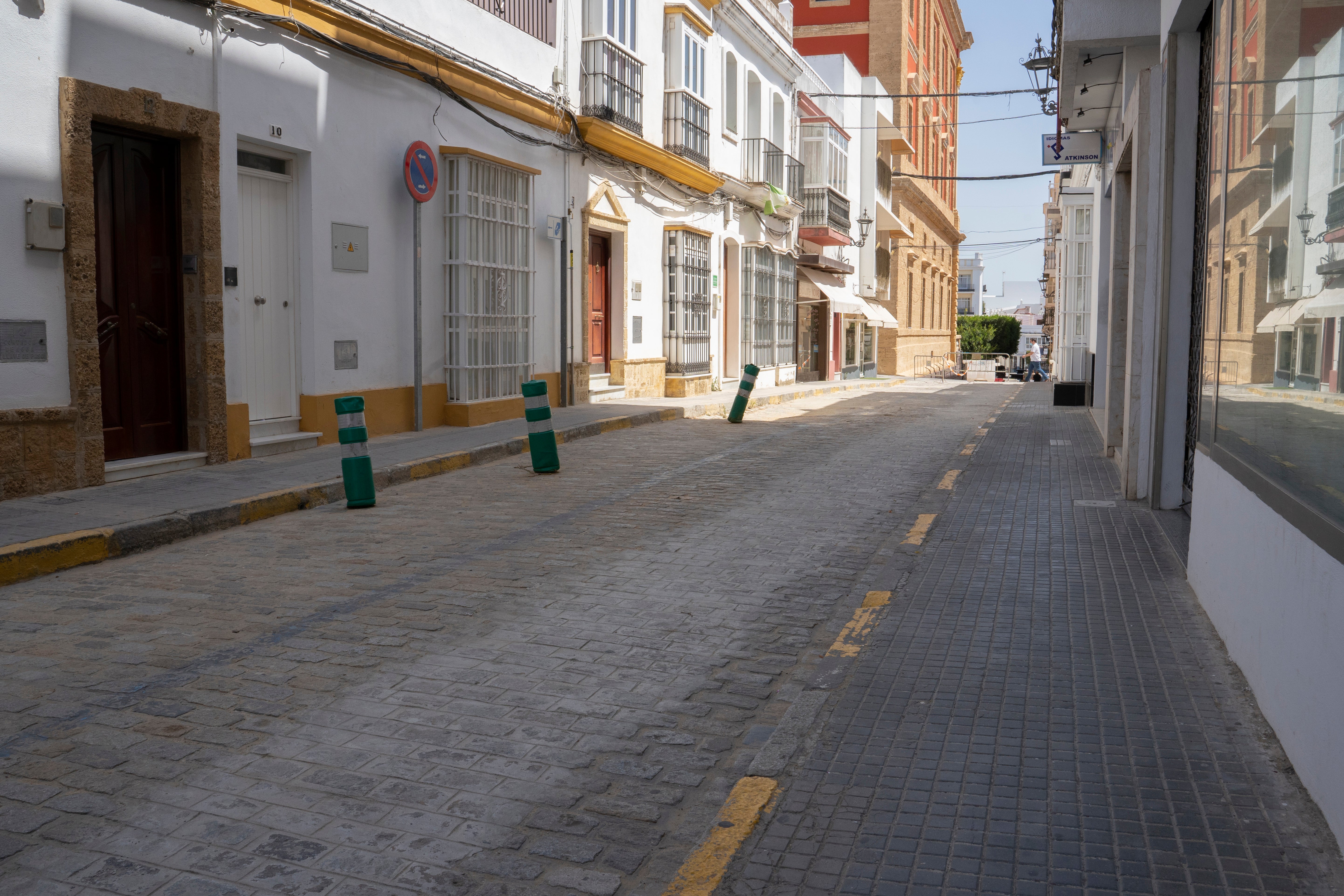 Nuevos adoquines para la calle Isaac Peral: el Ayuntamiento planea su reforma integral Nuevos adoquines para la calle Isaac Peral: el Ayuntamiento planea su reforma integral