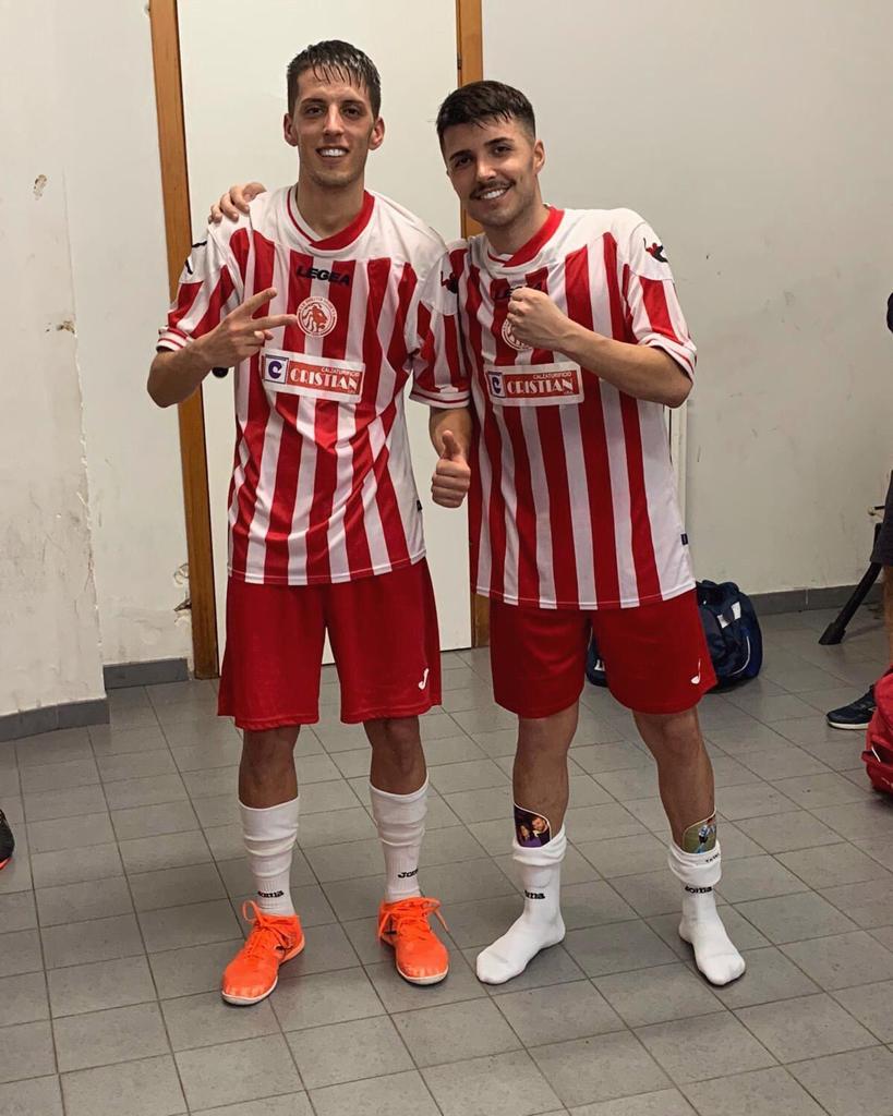 Álvaro Mesa y Vicente Tirapo, caballas en el fútbol sala italiano Álvaro Mesa y Vicente Tirapo, caballas en el fútbol sala italiano