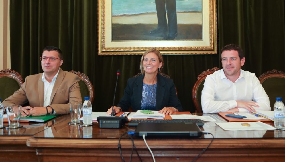 La alcaldesa de Castellón, Amparo Marco ha anunciado una reduccion de la tasa de basuras para los comercios. 