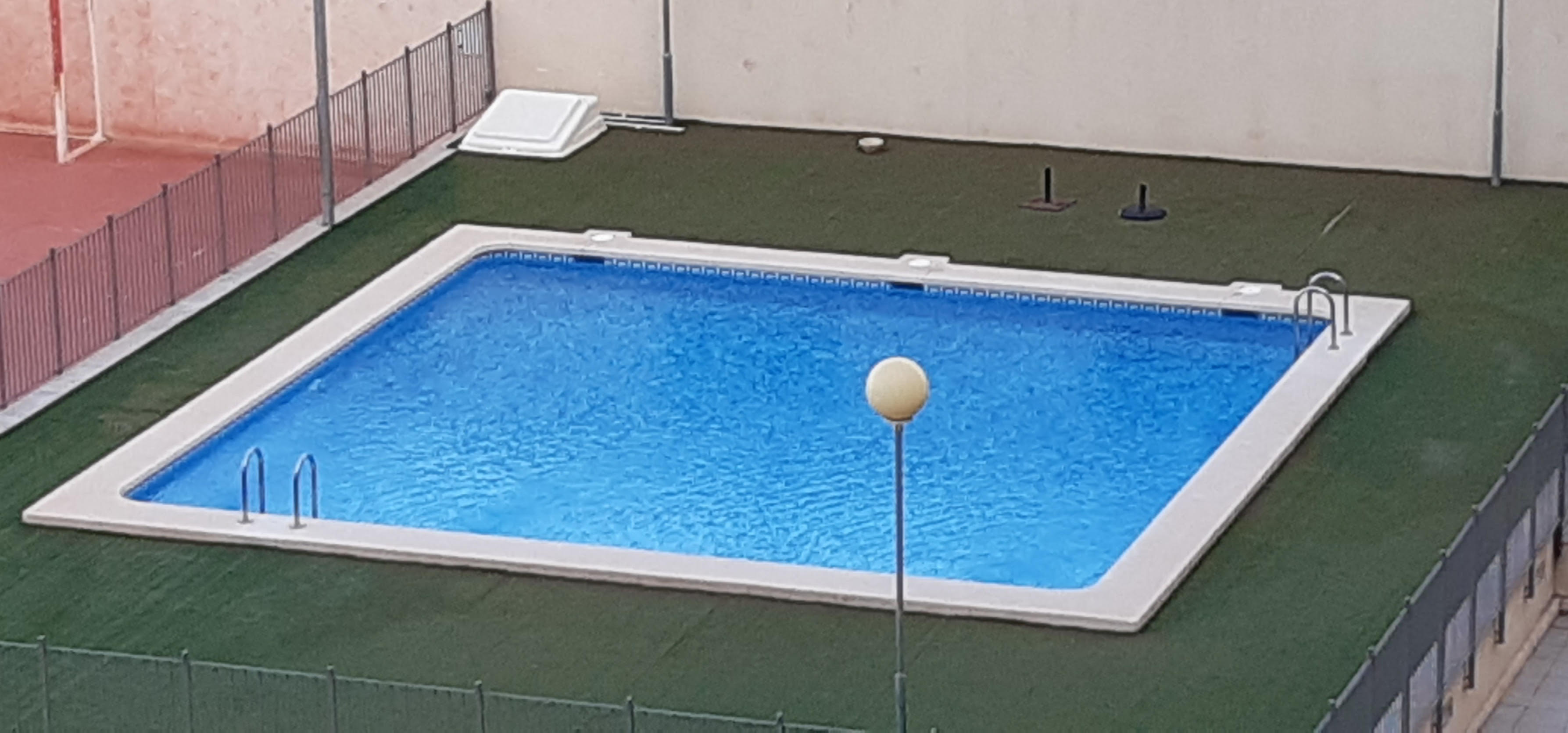 Un menor de tres años fallece por ahogamiento en Pilar de la Horadada Un menor de tres años fallece por ahogamiento en Pilar de la Horadada