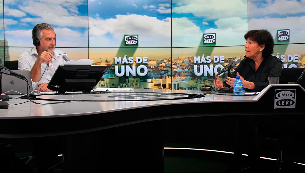 La ministra Isabel Celáa en Onda Cero La ministra Isabel Celáa en Onda Cero