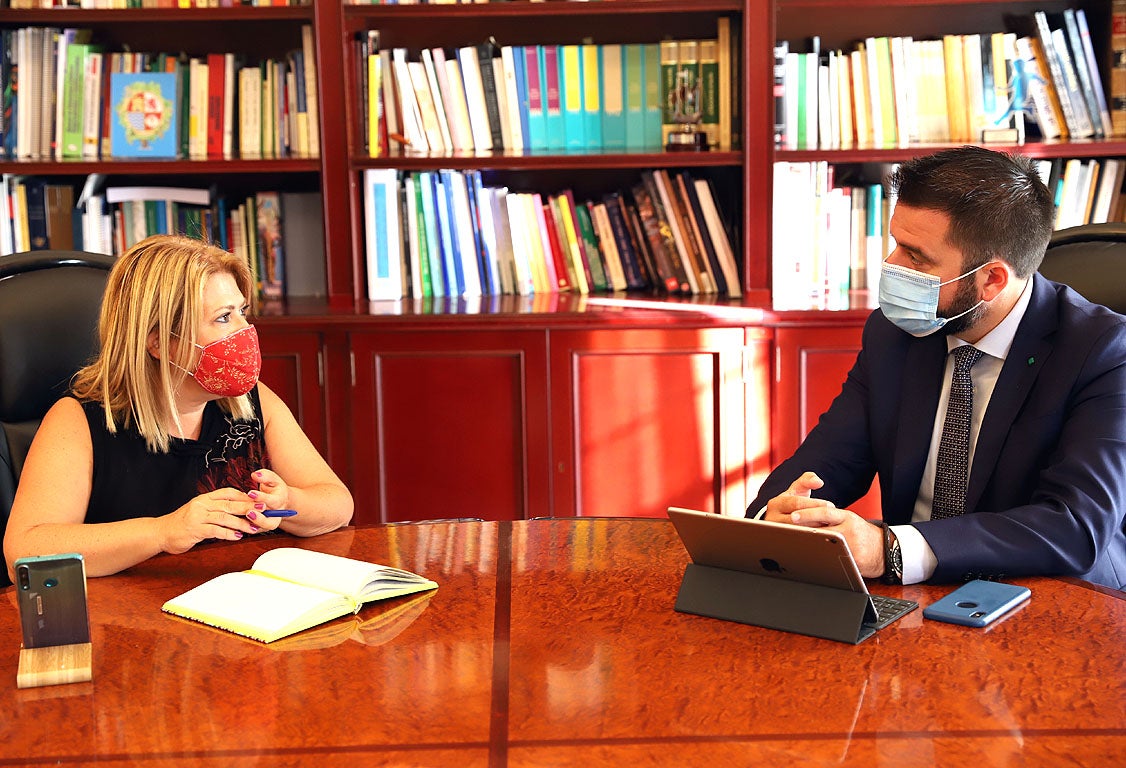 Zona Franca y Ayuntamiento acuerdan 'revitalizar' el centro de negocios de San Agustín Zona Franca y Ayuntamiento acuerdan 'revitalizar' el centro de negocios de San Agustín