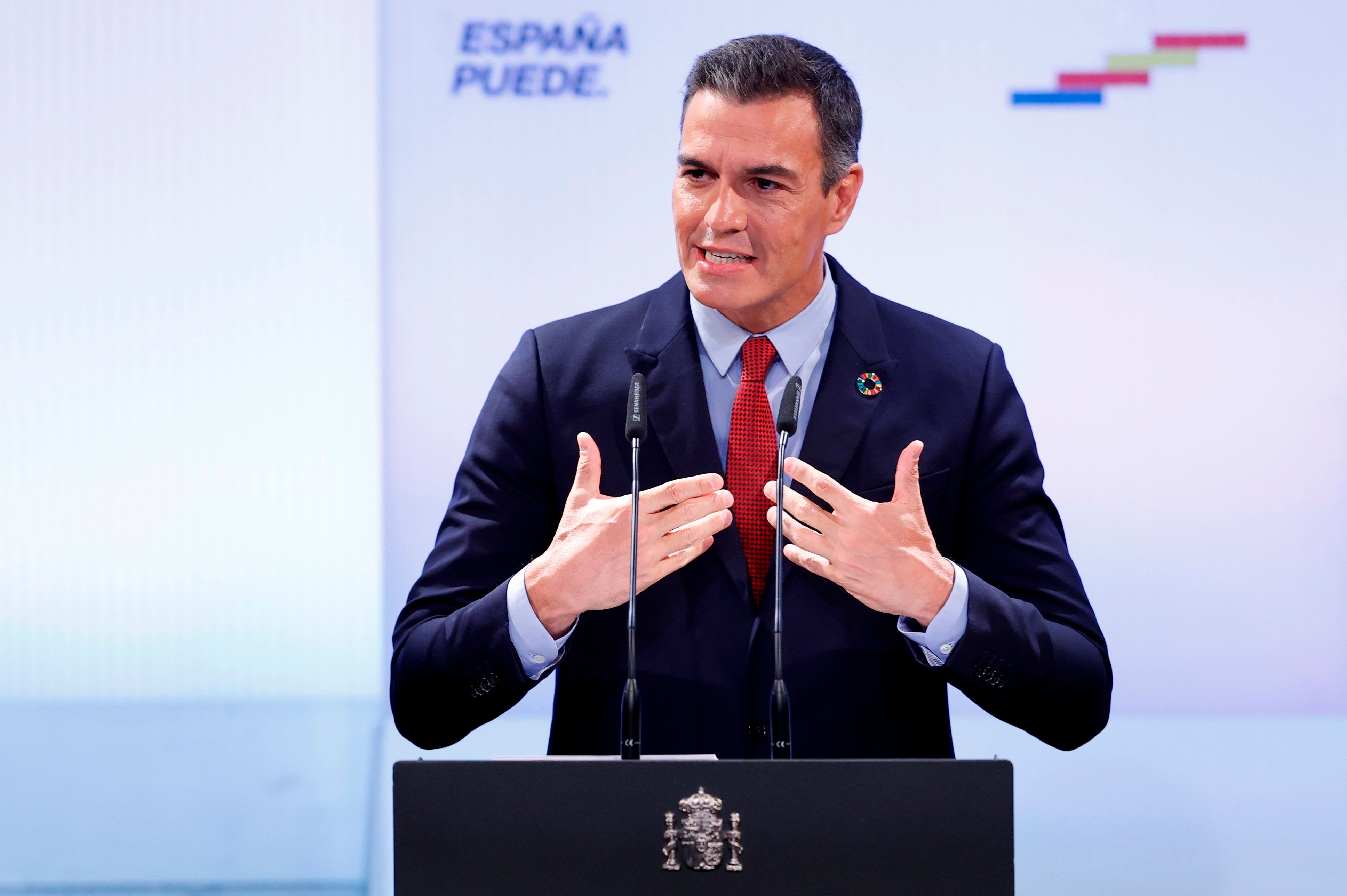 Persona física: ¿Podrá Sánchez con los "pegeses"? Persona física: ¿Podrá Sánchez con los "pegeses"?