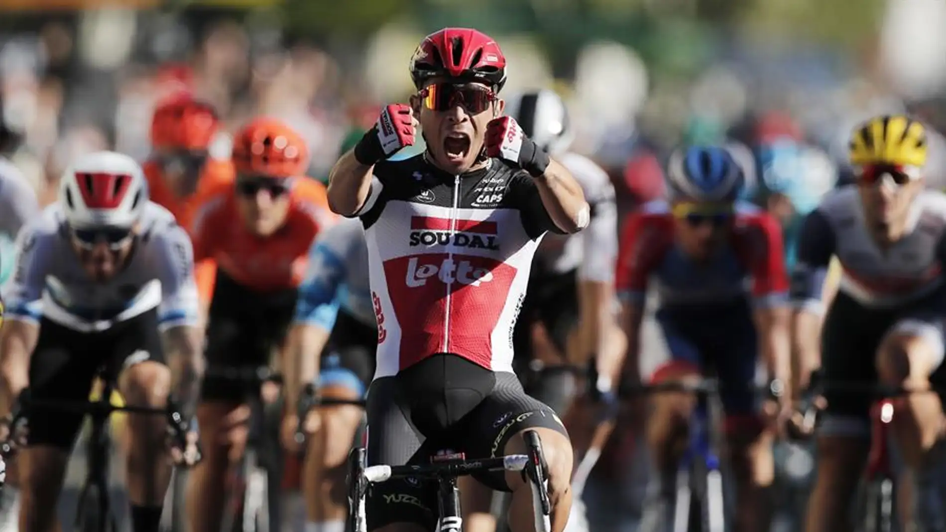 Cadel Ewan gana al esprint en Sisteron y Alaphilippe sigue líder del Tour de Francia