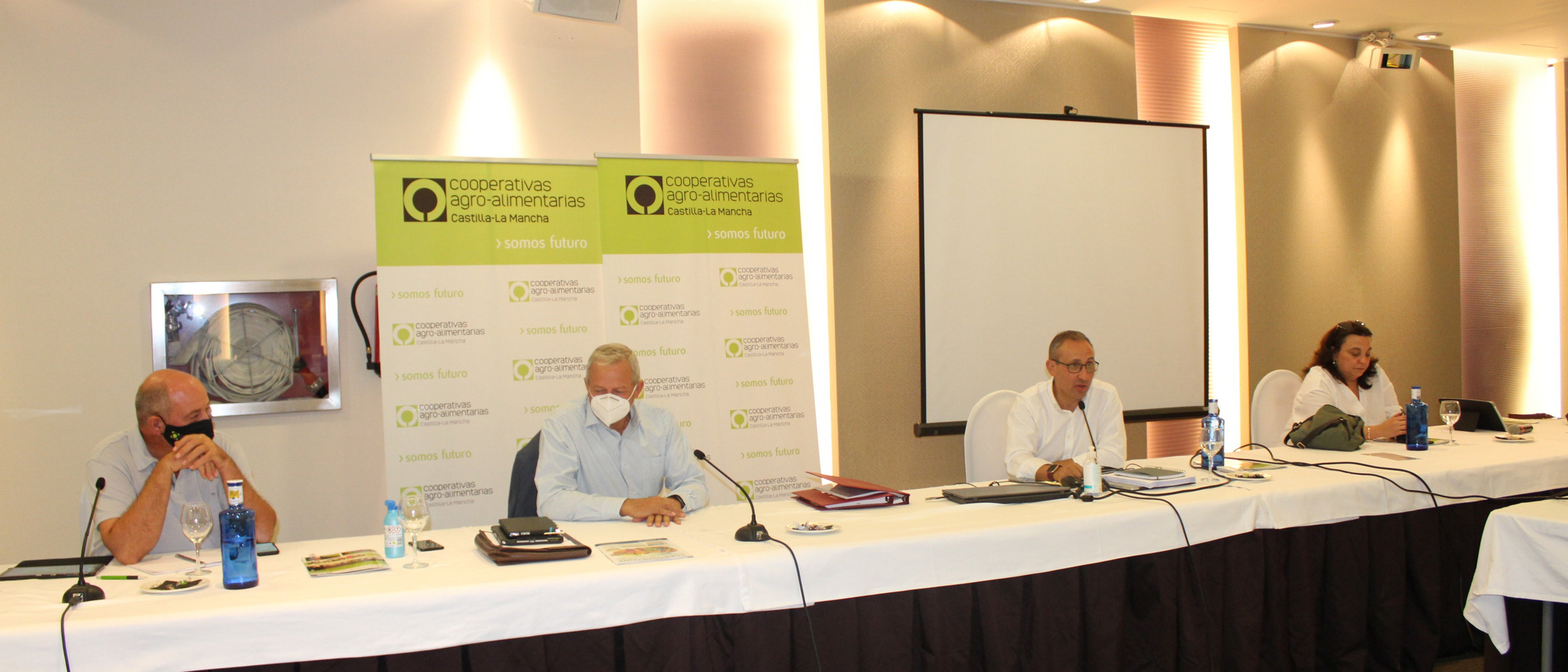 Las cooperativas garantizan con su modelo tranquilidad y confianza durante la vendimia Las cooperativas garantizan con su modelo tranquilidad y confianza durante la vendimia