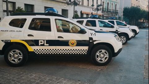 Veh&iacute;culos de la Polic&iacute;a Local de Elda.