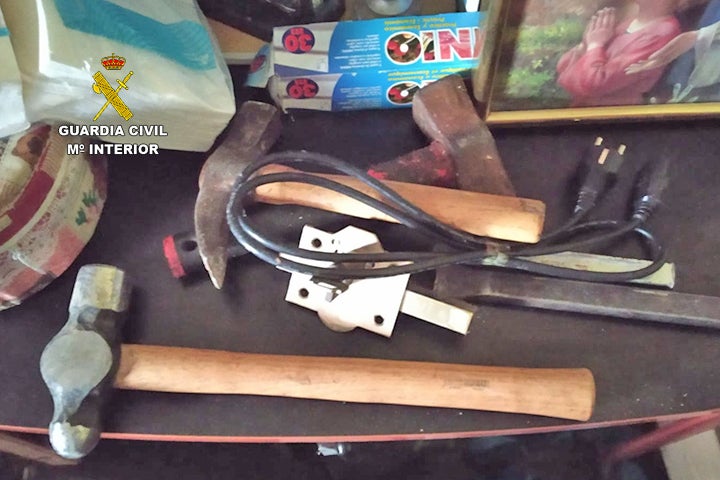 La Guardia Civil desmantela en Murcia y Alicante un grupo dedicado al robo de cableado de cobre La Guardia Civil desmantela en Murcia y Alicante un grupo dedicado al robo de cableado de cobre
