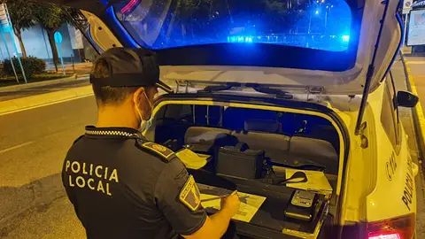 Agente de la Policía Local de Crevillet. Agente de la Policía Local de Crevillet.