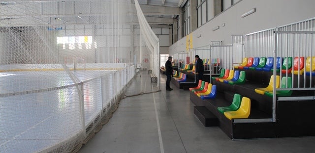 Vila-real reobri els pavellons municipal per a l´entrenament dels clubs esportius Vila-real reobri els pavellons municipal per a l´entrenament dels clubs esportius