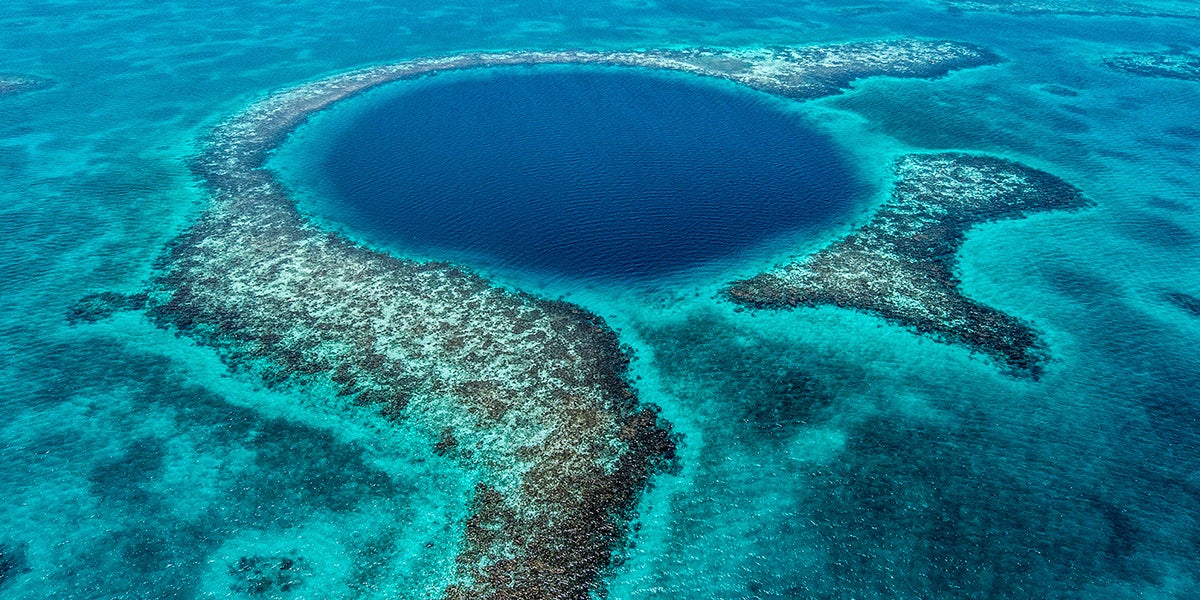 El 'Blue Hole' de Egipto, la "Meca" de los buceadores El 'Blue Hole' de Egipto, la "Meca" de los buceadores