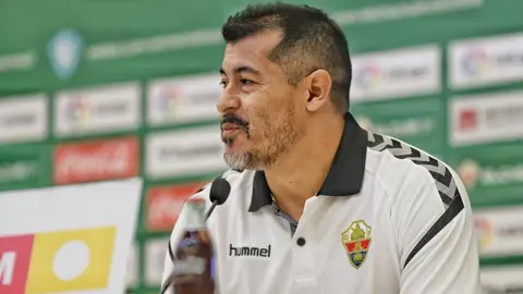 Jorge Almirón, en su presentación como entrenador del Elche CF. ELCHE CF