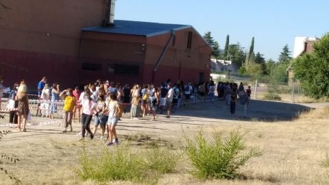 Realizaci&oacute;n de test Covid-19 a docentes y personal de administraci&oacute;n y servicios de centros educativos p&uacute;blicos y concertados. IES Antonio Machado de Alcal&aacute; de Henares