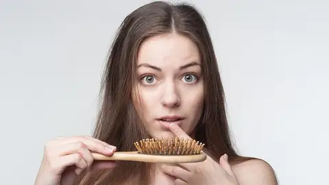 Claves para evitar una alopecia irreversible en buenas manos