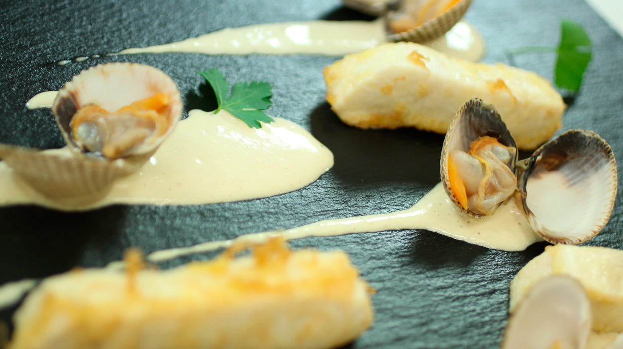 Las recetas de Robin Food: Pez espada con berberechos Las recetas de Robin Food: Pez espada con berberechos