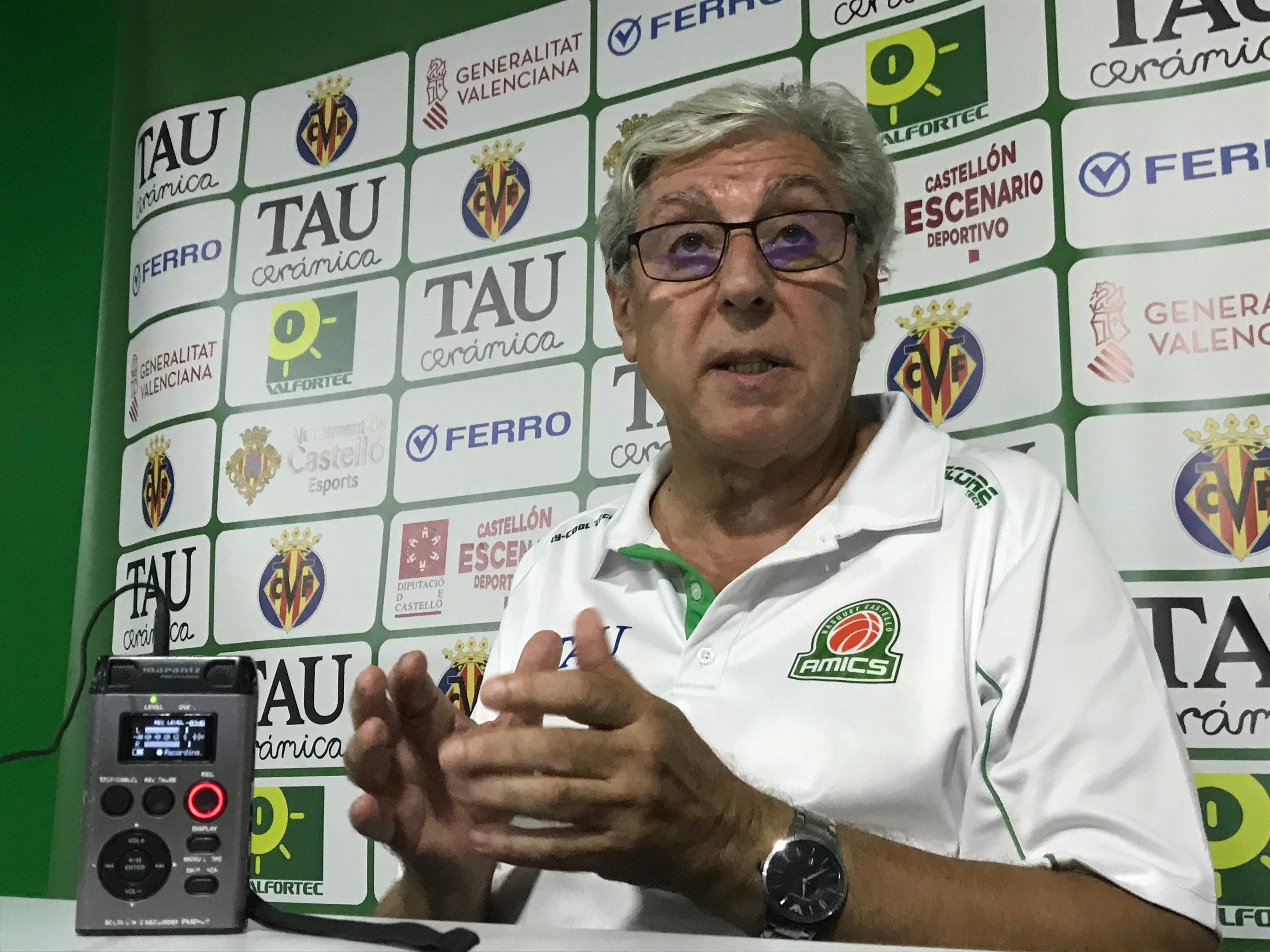 Luis García, "No descarto que peleemos por el ascenso" Luis García, "No descarto que peleemos por el ascenso"