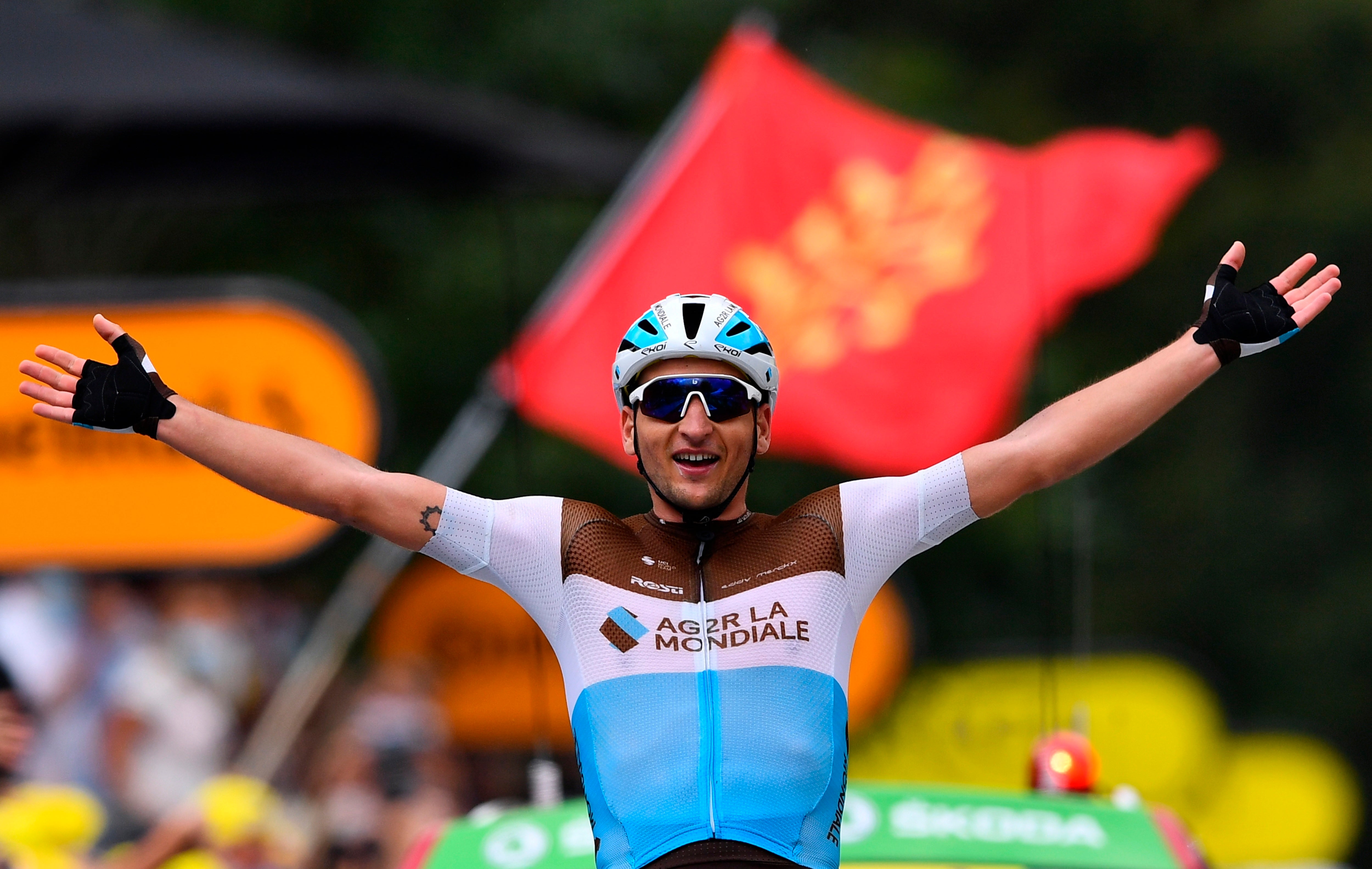 Nans Peters se impone en la octava etapa del Tour de Francia Nans Peters se impone en la octava etapa del Tour de Francia