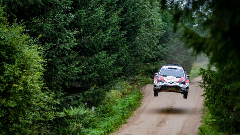 Ogier sigue l&iacute;der del WRC a falta de tres rallyes