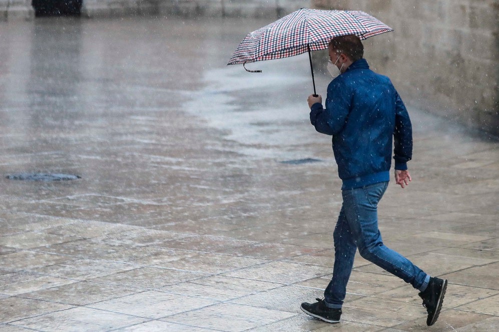 Baleares, en aviso naranja por lluvias y tormentas Baleares, en aviso naranja por lluvias y tormentas