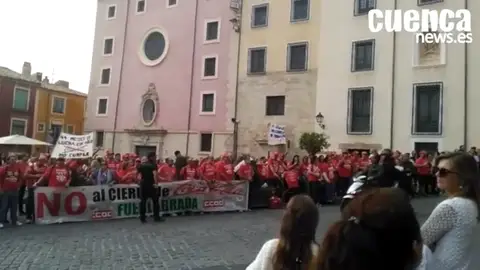 Escrache en la Catedral de Cuenca Escrache en la Catedral de Cuenca