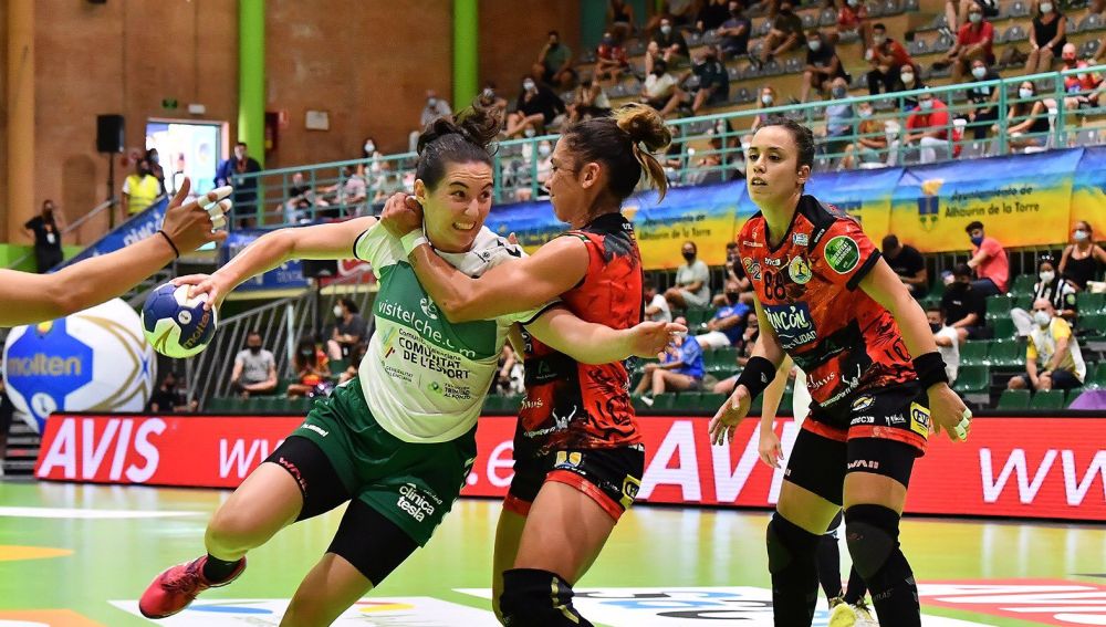 La capitana Ana Isabel Martínez tuvo una actuación destacada en los tres partidos de la Copa de la Reina.