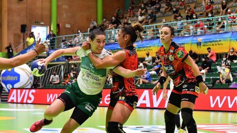 La capitana Ana Isabel Mart&iacute;nez tuvo una actuaci&oacute;n destacada en los tres partidos de la Copa de la Reina.
