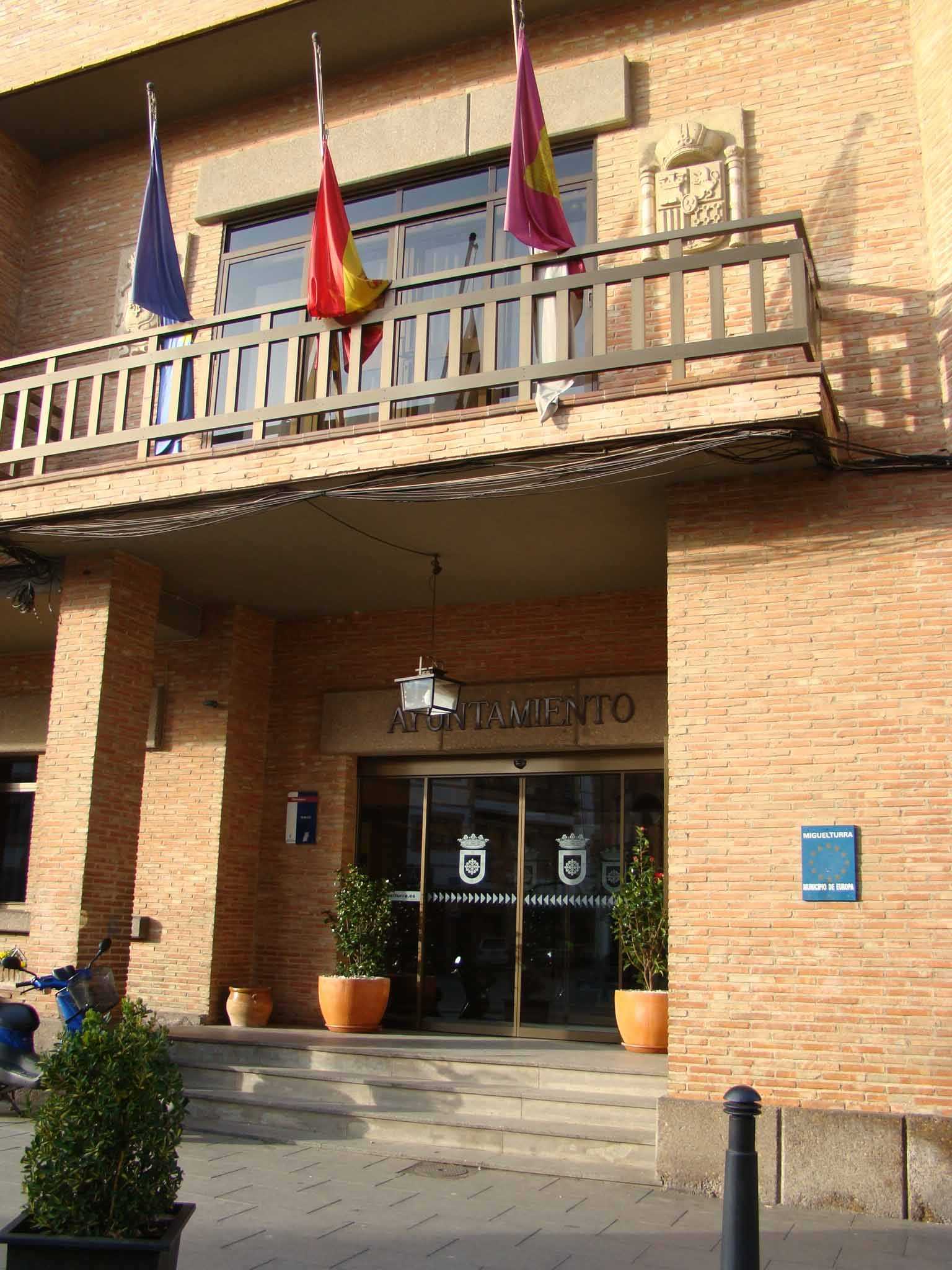 Migueltura nombra hoy "Churriegos Ejemplares" a todos los vecinos de la localidad Migueltura nombra hoy "Churriegos Ejemplares" a todos los vecinos de la localidad