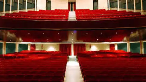 Teatro López de Ayala Cultura