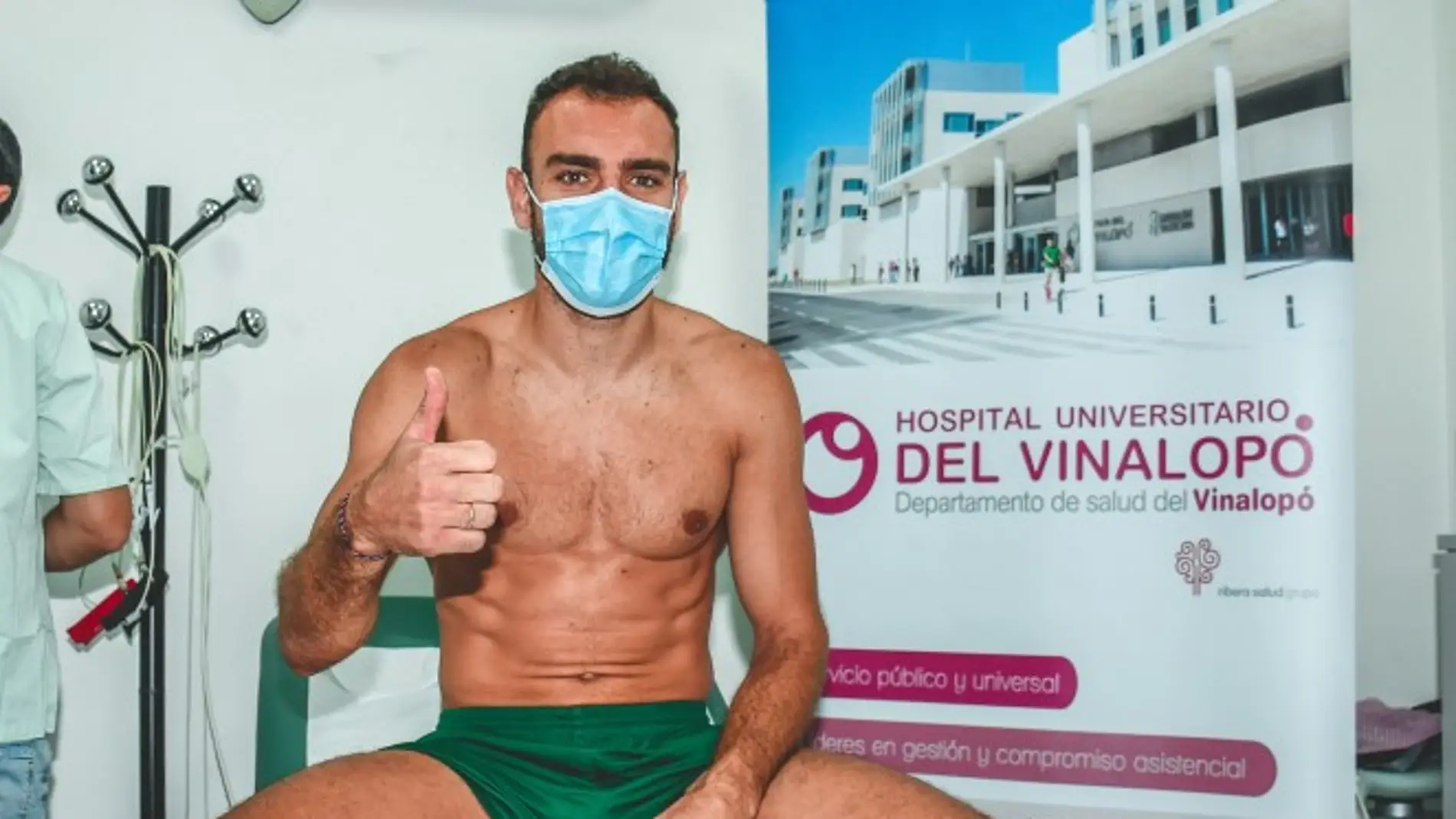 Gonzalo Verdú, en las pruebas médicas con el Hospital Universitario del Vinalopó.