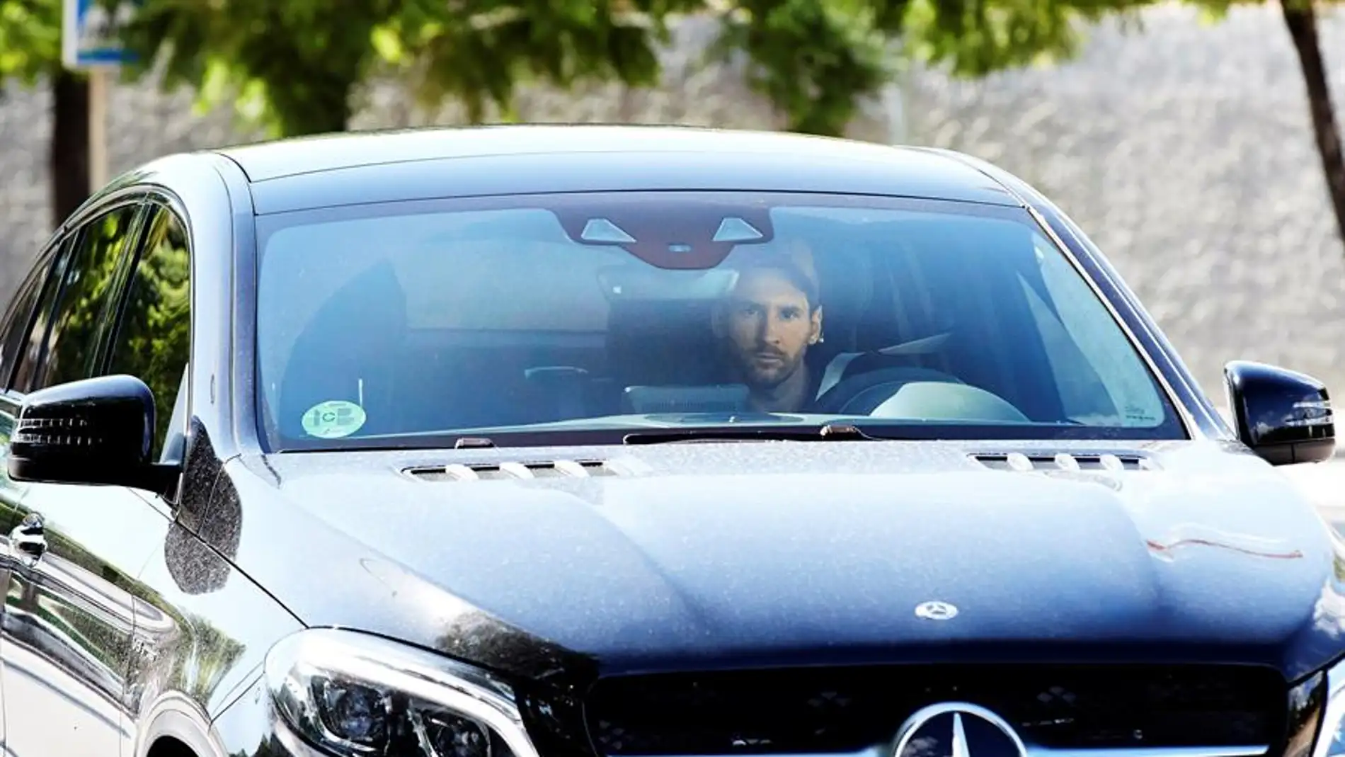 Leo Messi, a su llegada a la Ciudad Deportiva del FC Barcelona. 