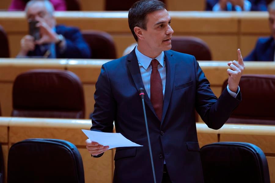 Las preguntas de Amón: "¿No os parece que de tanto rebajar las penas y allanar los indultos, el Gobierno va a terminar indemnizando a los artífices del procés?" Las preguntas de Amón: "¿No os parece que de tanto rebajar las penas y allanar los indultos, el Gobierno va a terminar indemnizando a los artífices del procés?"