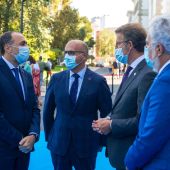 Manuel Baltar e Núñez Feijoo, xunto a outras autoridades, no acto celebrado en Santiago