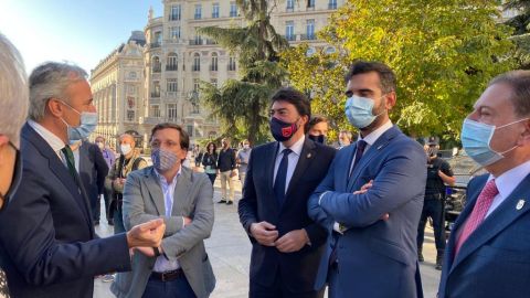 Barcala en Madrid con otros alcaldes