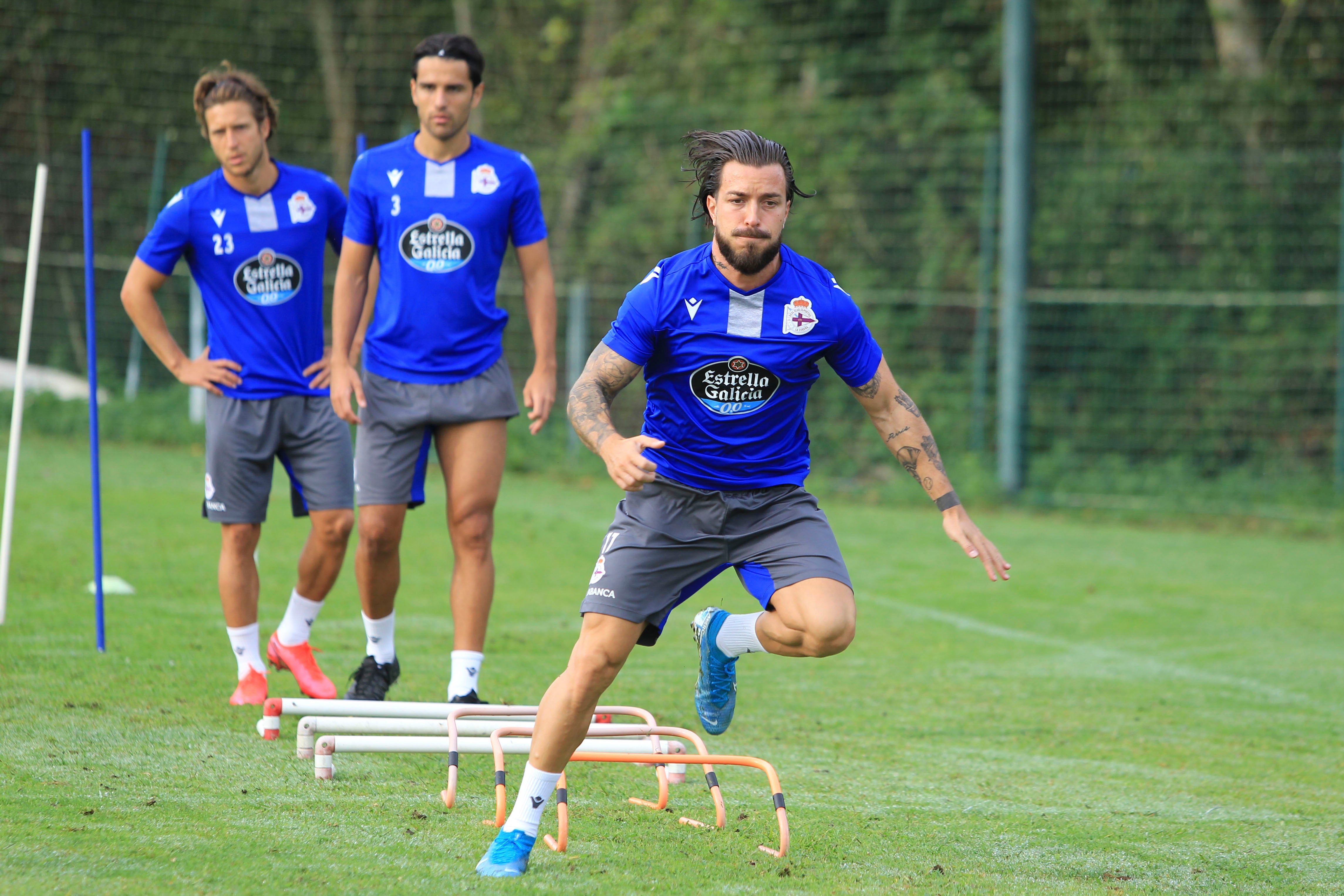 Héctor Hernández agradece la apuesta del Dépor y Aarón Sánchez apuesta por Peña Deportiva de Ibiza Héctor Hernández agradece la apuesta del Dépor y Aarón Sánchez apuesta por Peña Deportiva de Ibiza
