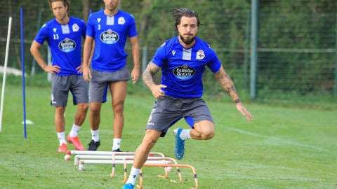 Presentado como nuevo jugador del D&eacute;por