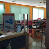 Les mesures antiCovid en la biblioteca infantil de Solades. 