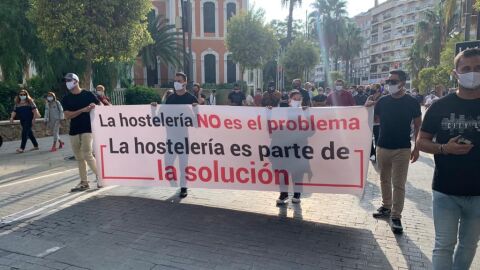 Manifestaci&oacute;n sector hostelero Huelva