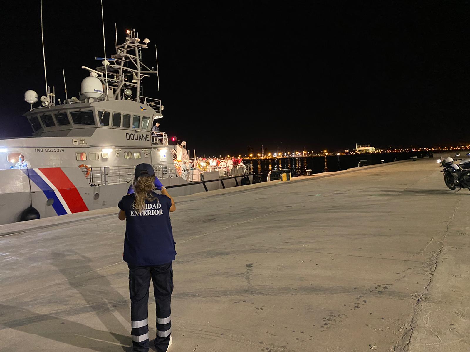 Detenidos 164 migrantes llegados a Baleares en once pateras durante la pasada noche Detenidos 164 migrantes llegados a Baleares en once pateras durante la pasada noche