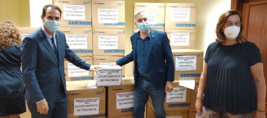La Subdelegación del Gobierno reparte 50.000 mascarillas en Palencia La Subdelegación del Gobierno reparte 50.000 mascarillas en Palencia