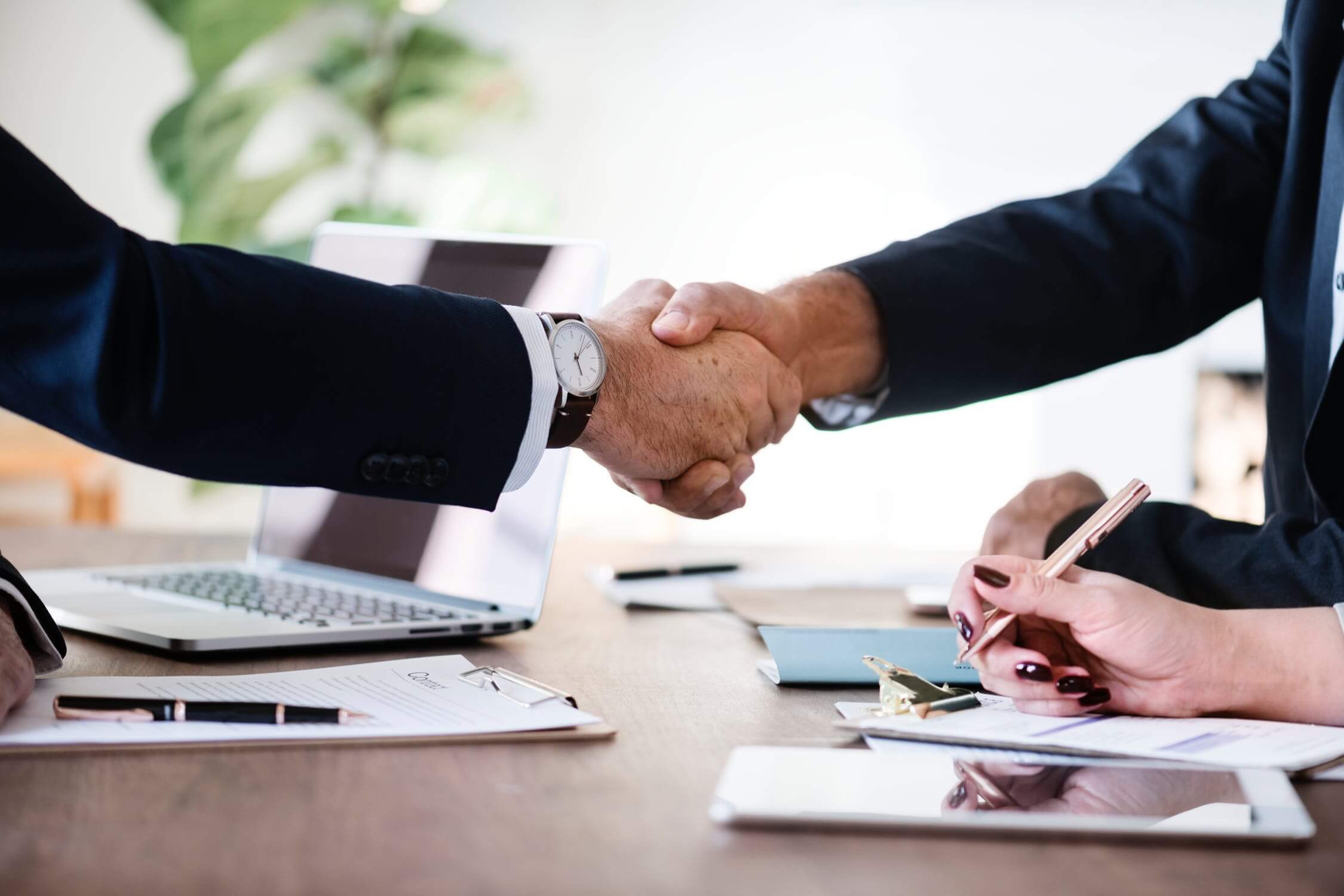 Elisabeth Díaz, consultora: "Caminar al lado de los clientes es muy beneficioso para incorporar nuevas necesidades" Elisabeth Díaz, consultora: "Caminar al lado de los clientes es muy beneficioso para incorporar nuevas necesidades"