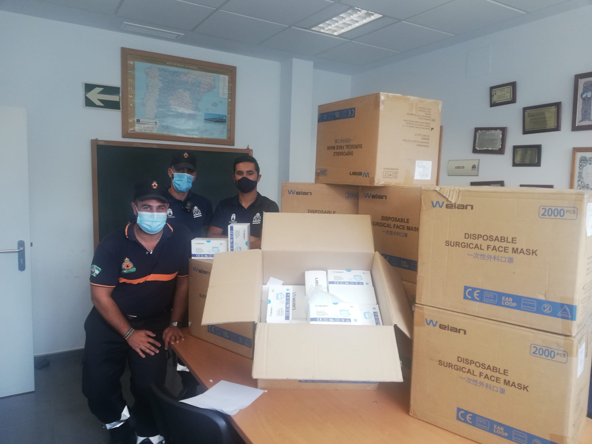 El Gobierno reparte 17.000 mascarillas para los escolares de Sanlúcar El Gobierno reparte 17.000 mascarillas para los escolares de Sanlúcar