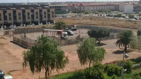 El recinte taurí instal-lat al costat del jardí Jaume I. El recinte està instal-lat al costa del jardí Jaume I i romandrà fins el 25 d´octubre.