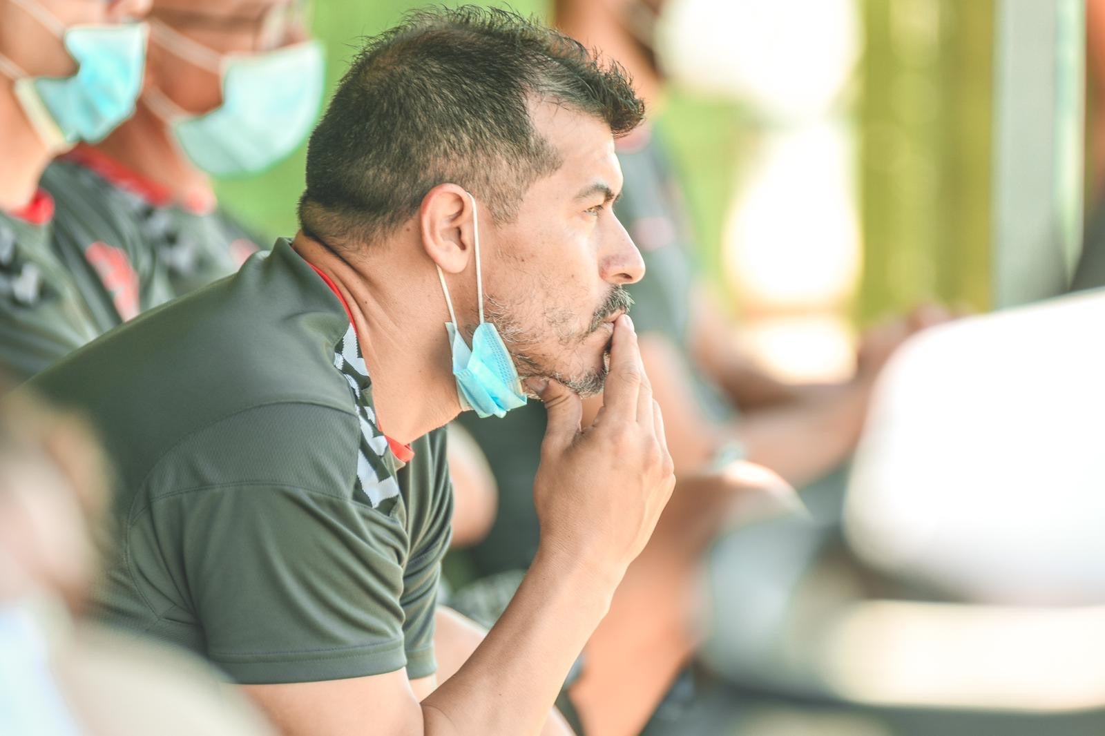 El Elche recibe la confirmación de la UEFA para la licencia de Jorge Almirón El Elche recibe la confirmación de la UEFA para la licencia de Jorge Almirón