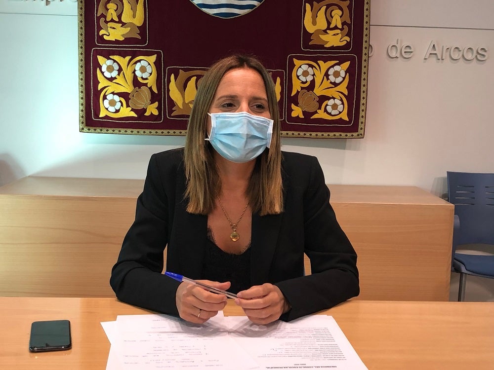 "Faltan monitores en los comedores para mantener los grupos burbuja en el horario no lectivo" "Faltan monitores en los comedores para mantener los grupos burbuja en el horario no lectivo"