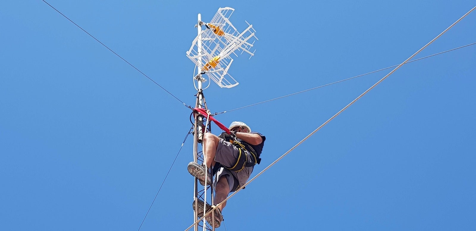 Alcázar de San Juan y La Solana protagonizan las primeras pruebas de compatibilidad entre 5G y TDT Alcázar de San Juan y La Solana protagonizan las primeras pruebas de compatibilidad entre 5G y TDT