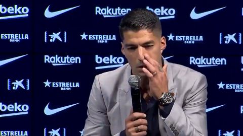 Luis Su&aacute;rez deja el Barcelona emocionado: "Se va un ser humano que tiene sentimientos"