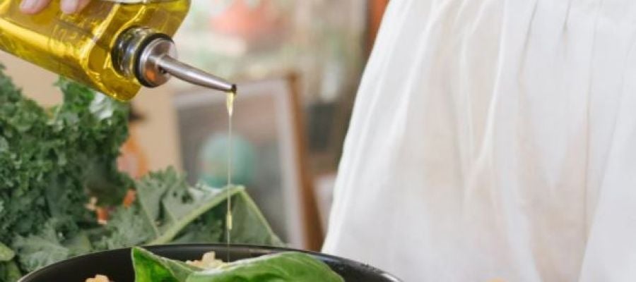 El aceite de oliva virgen enriquecido con sus propios antioxidantes previene la acumulación de colesterol El aceite de oliva virgen enriquecido con sus propios antioxidantes previene la acumulación de colesterol