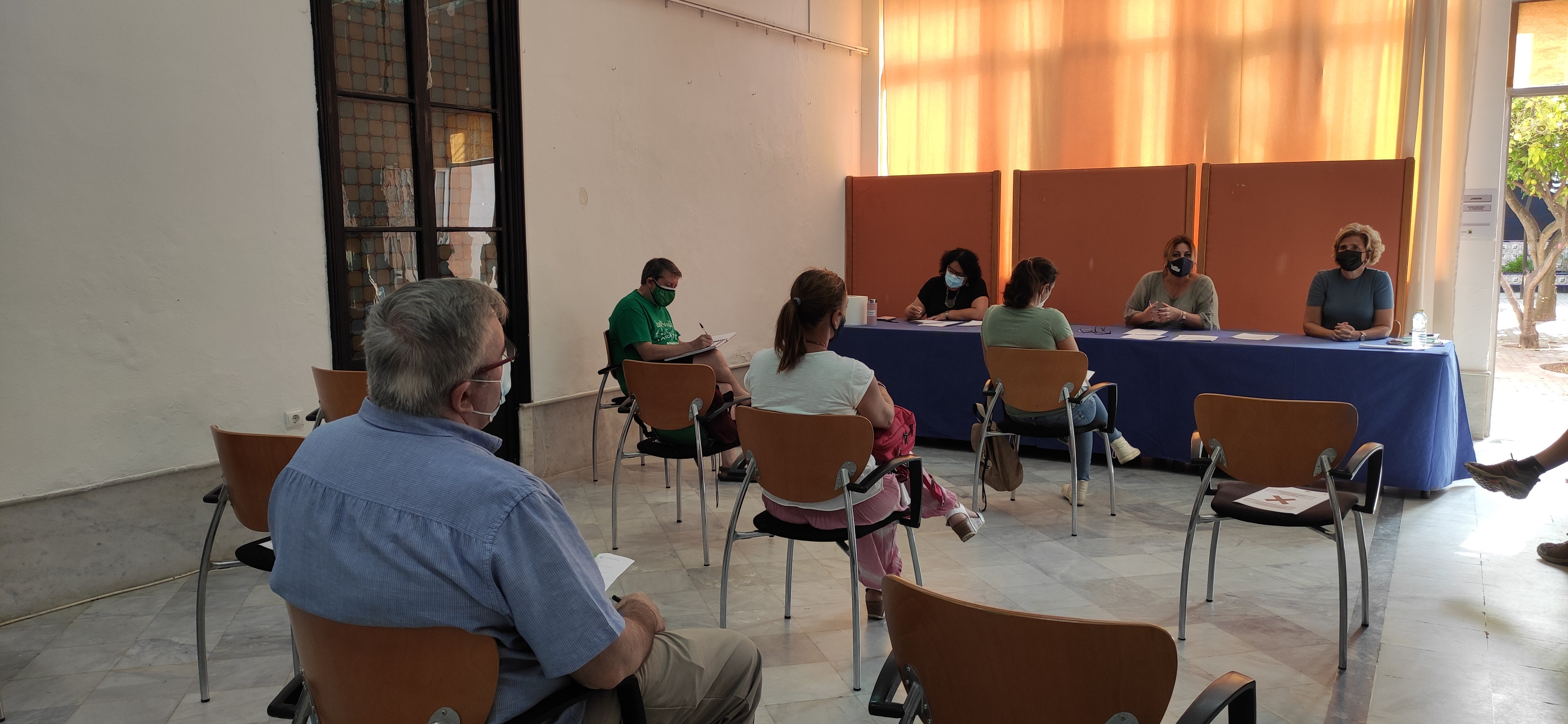 El Consejo Escolar decide por consenso el calendario escolar del periodo lectivo 2020/2021 El Consejo Escolar decide por consenso el calendario escolar del periodo lectivo 2020/2021