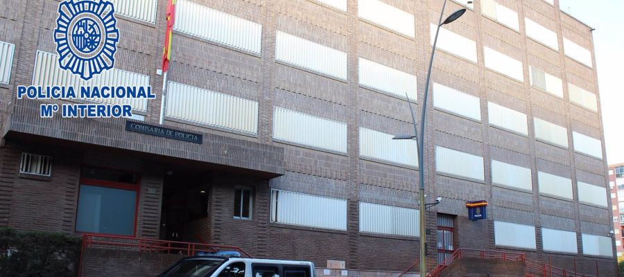 Comisaría de la Policía Nacional de Almería Comisaría de la Policía Nacional de Almería
