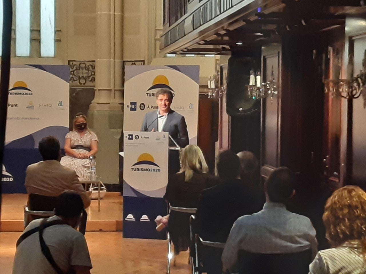 Francesc Colomer pide una reflexión urgente sobre la prórroga de las restricciones sanitarias a la hostelería Francesc Colomer pide una reflexión urgente sobre la prórroga de las restricciones sanitarias a la hostelería