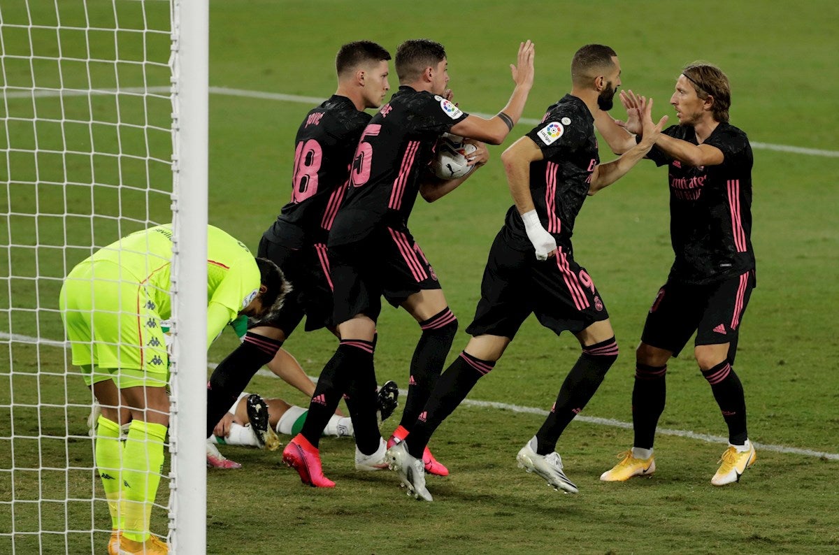 Goles Betis 2 - 3 Real Madrid: El Real Madrid rasca su primera victoria en LaLiga contra el Betis Goles Betis 2 - 3 Real Madrid: El Real Madrid rasca su primera victoria en LaLiga contra el Betis